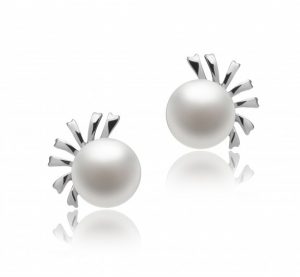 how to wear pearls