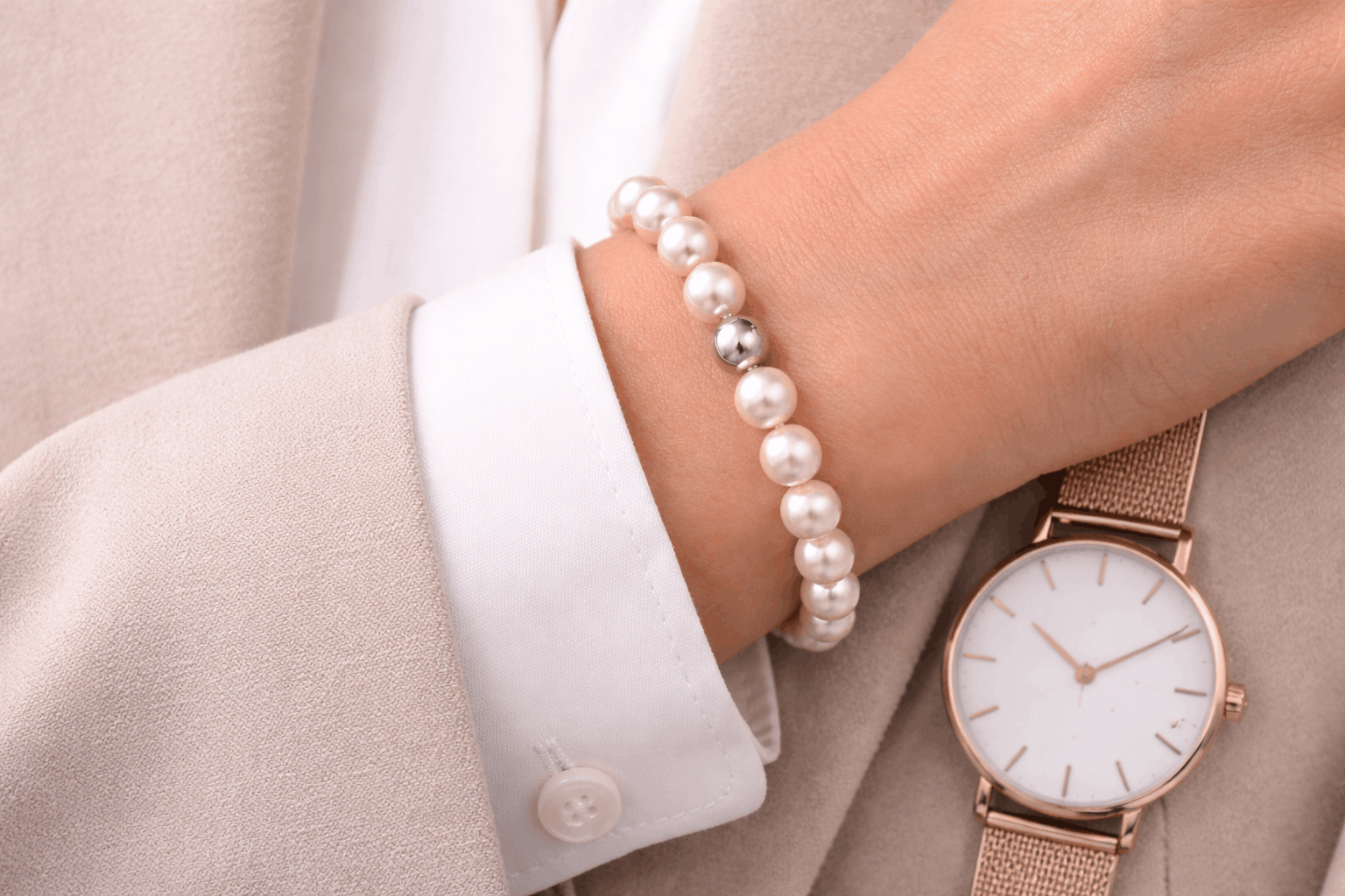 pearlsonly-blog-108-image-8-pearl - Styling af dit sølvperlearmbånd - Perlesmykker - pearlsonly